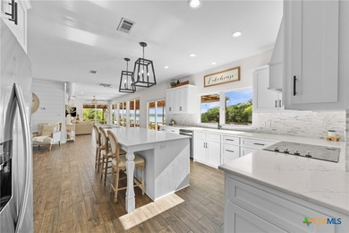 Stunning Lake Belton Retreat on just under 1 Acre Near Belton - photo 13