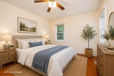 Charming 2-bedroom, 1-bath brick home situated on a corner lot - photo 16