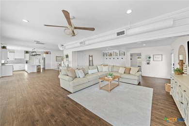 Stunning Lake Belton Retreat on just under 1 Acre Near Belton - photo 17
