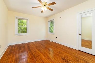 Charming 2-bedroom, 1-bath brick home situated on a corner lot - photo 18