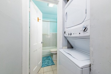 Charming 2-bedroom, 1-bath brick home situated on a corner lot - photo 21