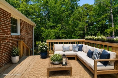 Charming 2-bedroom, 1-bath brick home situated on a corner lot - photo 24