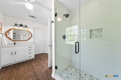 Stunning Lake Belton Retreat on just under 1 Acre Near Belton - photo 39