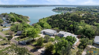 Stunning Lake Belton Retreat on just under 1 Acre Near Belton - photo 45