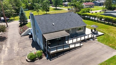Welcome to this tastefully remodeled ranch offering a - photo 4