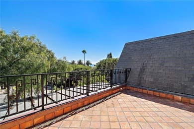 Experience timeless elegance and coastal charm in this - photo 18