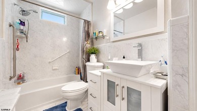 Opportunity to own on an extremely desirable block in Ventnor - photo 22
