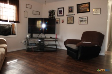 Ideal home for investors or first-time homebuyers, nestled in a - photo 3