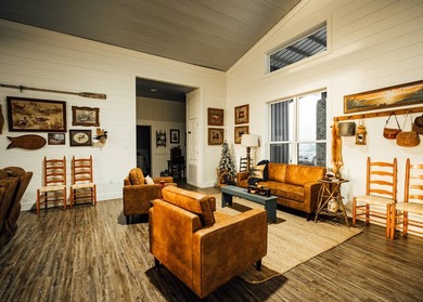 This 484+/- acre turnkey estate in Jones County is a rare find - photo 28