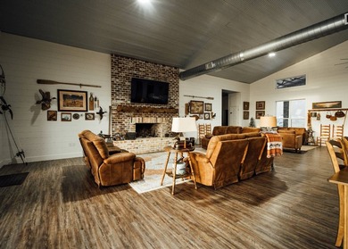 This 484+/- acre turnkey estate in Jones County is a rare find - photo 31