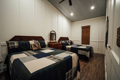 This 484+/- acre turnkey estate in Jones County is a rare find - photo 32