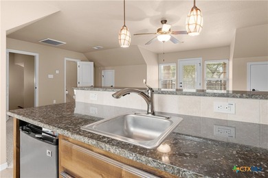 Stunning 4-Bedroom Home with Pool, Spa & Exceptional - photo 34