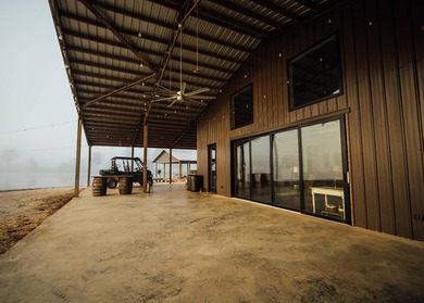 This 484+/- acre turnkey estate in Jones County is a rare find - photo 42