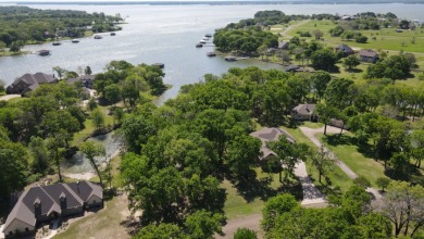 Beautiful waterfront lot with large trees - photo 16
