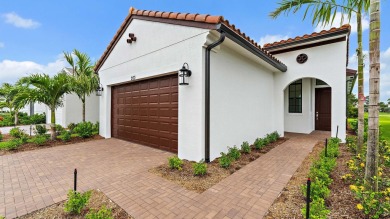 Lake Home For Sale in Port Saint Lucie, Florida
