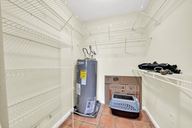 Discover this charming 1 bedroom, 1 bathroom condo in a prime - photo 15