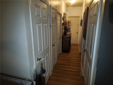 Investor Alert! Excellent opportunity to add a value-add - photo 6