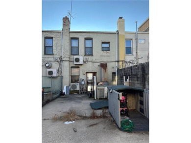 FULLY VACANT AND FULL POSSESSION, SOLD AS IS. Welcome to 3507 - photo 6