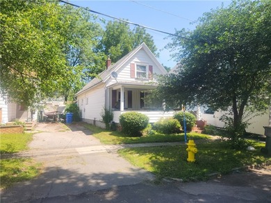 Investor Alert! Great opportunity to add a value-add property to - photo 1