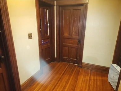 Investor Alert! Great opportunity to add a value-add property to - photo 10