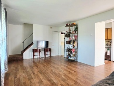 Great for First Time Home Buyer or for Investor looking for a - photo 2