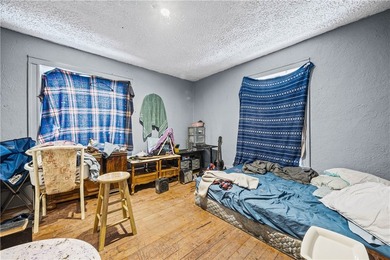 Fantastic investment opportunity in the desirable Maplewood - photo 7