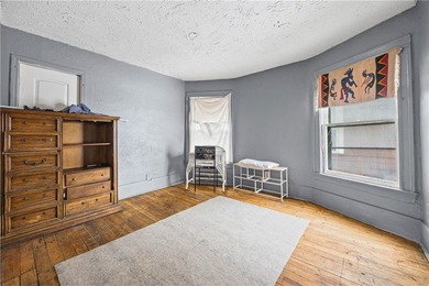 Fantastic investment opportunity in the desirable Maplewood - photo 8
