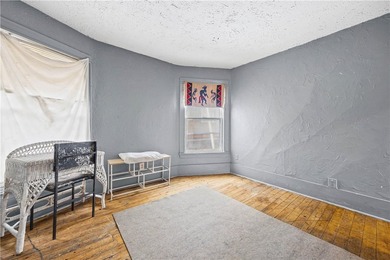 Fantastic investment opportunity in the desirable Maplewood - photo 9