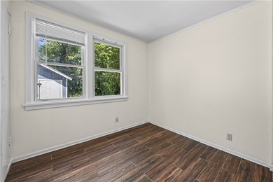 Fantastic investment opportunity in the desirable Maplewood - photo 10