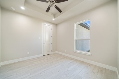 Builder is offering up to $10,000 toward the buyer's closing - photo 20