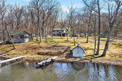 1 beautiful home + 3 cabins!! This one-of-a-kind property - photo 2