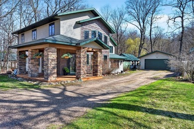 1 beautiful home + 3 cabins!! This one-of-a-kind property - photo 4