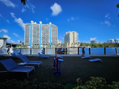 Own a slice of Florida's waterfront at a fantastic price! This