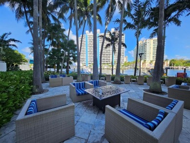 Own a slice of Florida's waterfront at a fantastic price! This