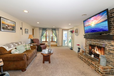 Welcome home to this charming ranch nestled in the heart of - photo 5
