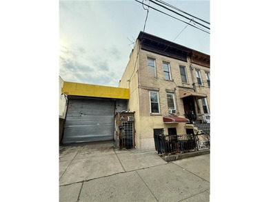 Introducing a two family brick home in a 40 x 100 lot which lot - photo 3