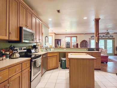 23 Monarch Court in Tradition is a large home with a spacious - photo 11