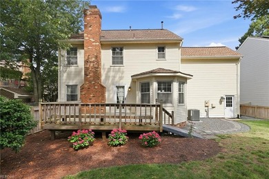 Spacious 4 Br, 2 1/2 bath colonial style single family home at - photo 11