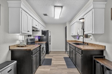 This home offers the kind of Location, Location, Location that - photo 15