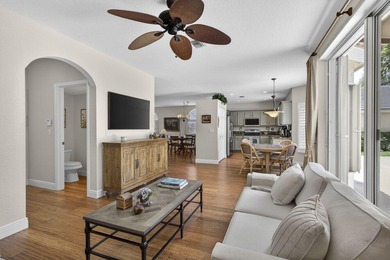 Beautiful 4BR/2.5BA pool home located on a quiet cul-de-sac in - photo 16