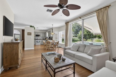 Beautiful 4BR/2.5BA pool home located on a quiet cul-de-sac in - photo 17