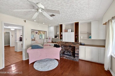 Welcome to this charming 1950's gem nestled in the heart of - photo 18