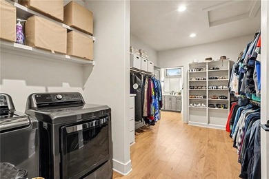 A stunning reverse ranch loaded with custom upgrades. Step - photo 21