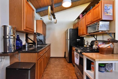 This Kula property consists of THREE separate homes on 2.736 - photo 23