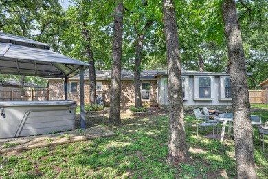 This home offers the kind of Location, Location, Location that - photo 27