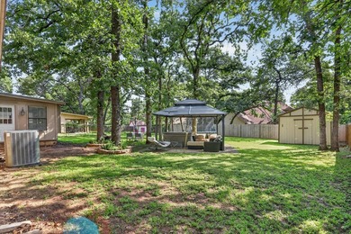 This home offers the kind of Location, Location, Location that - photo 29