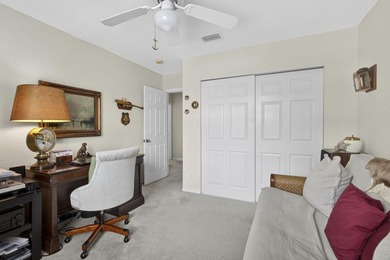 Beautiful 4BR/2.5BA pool home located on a quiet cul-de-sac in - photo 32