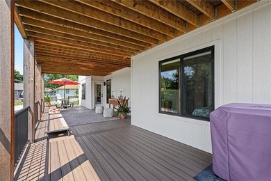 A stunning reverse ranch loaded with custom upgrades. Step - photo 34