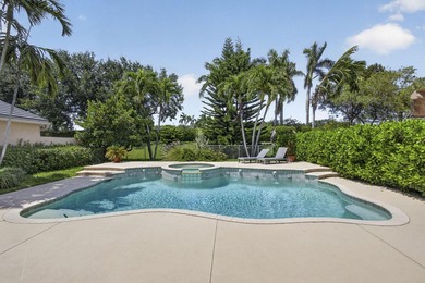 Beautiful 4BR/2.5BA pool home located on a quiet cul-de-sac in - photo 45