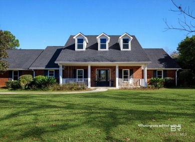 (private lake, pond, coastal) Home For Sale in Loxley Alabama